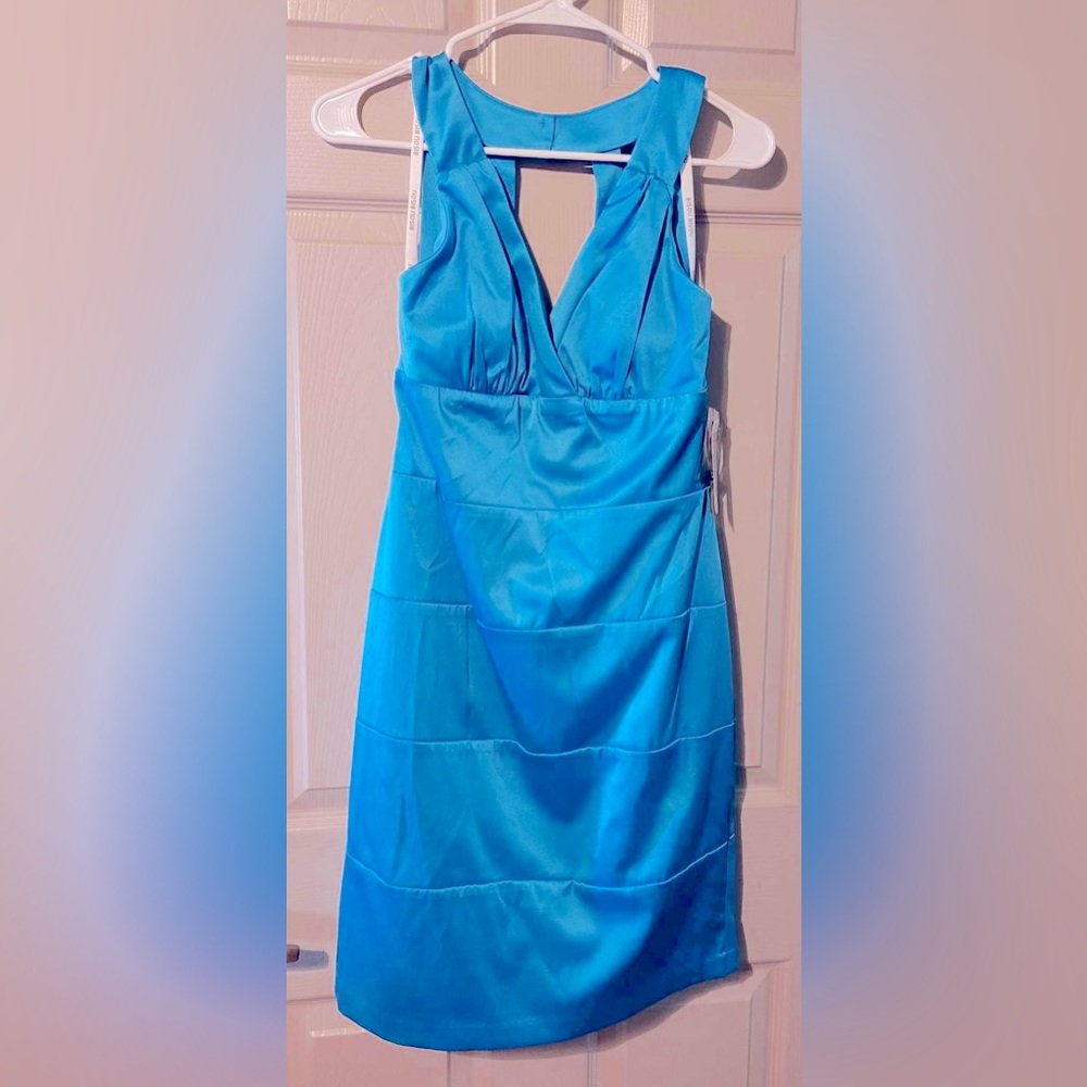 Mini dress, never worn, size 6